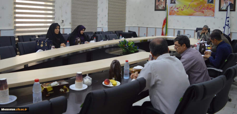 برگزاری جلسه شورای دانشجویی با حضور مدیریت امور پردیس ها ، کارشناس دانشجویی ، سرپرستان محترم پردیس ها ، مراکز تابعه و نماینده شورای دانشجویی