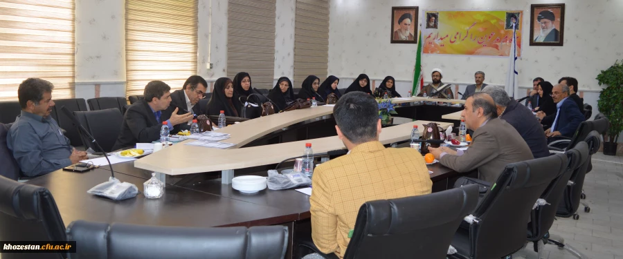 برگزاری جلسه شورای آموزشی در مدیریت امور پردیس های استان خوزستان