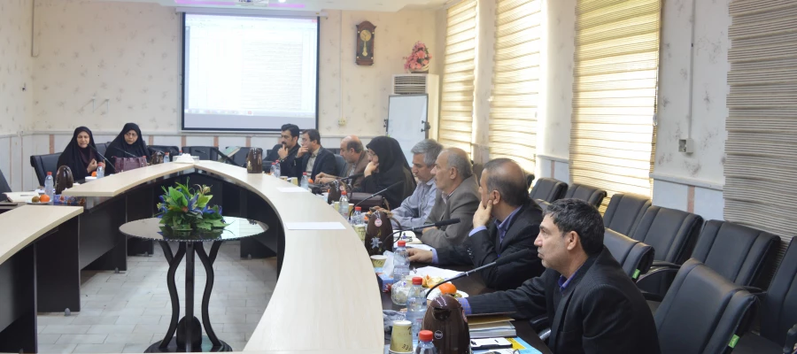 برگزاری سومین جلسه شورای آموزشی  در سالن اجتماعات مدیریت استان