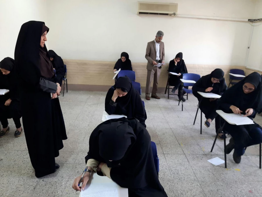 فرآیند برگزاری امتحانات پایان نیم سال 97-96 در پردیس حضرت فاطمه زهرا (ص)  و پردیس حضرت رسول اکرم (ص) استان خوزستان