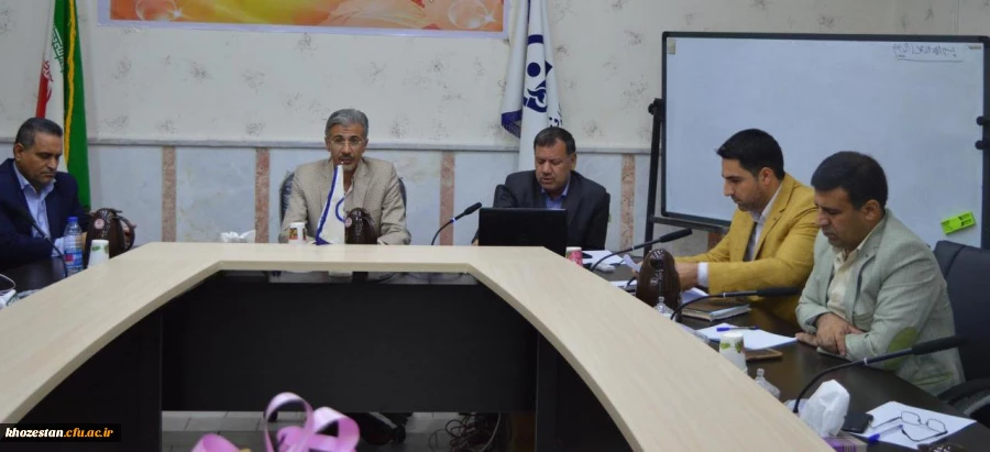 برگزاری جلسه شوای پژوهشی استان  در سالن جلسات مدیریت استان خوزستان در روز سه شنبه مورخه 17/11/96