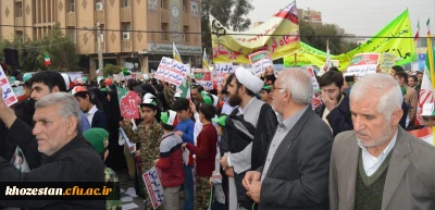 برگزاری جلسه شوای پژوهشی استان  در سالن جلسات مدیریت استان خوزستان در روز سه شنبه مورخه 17/11/96

حضور دکتر حسن جرفی سرپرست مدیریت محترم استان خوزستان به همراه جمعی از دانشگاهیان در راهپیمایی پر شکوه 22 بهمن در اهواز