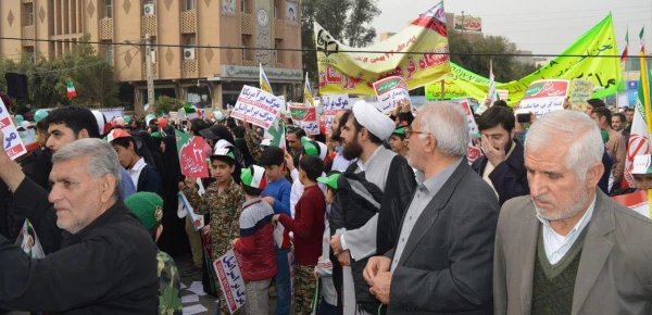 سید علی طباطبایی, [۱۲.۰۲.۱۸ ۰۹:۱۲]
برگزاری جلسه شوای پژوهشی استان  در سالن جلسات مدیریت استان خوزستان در روز سه شنبه مورخه 17/11/96


حضور دکتر حسن جرفی سرپرست مدیریت محترم استان خوزستان به همراه جمعی از دانشگاهیان در راهپیمایی پر شکوه 22 بهمن در اهوا