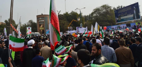 سید علی طباطبایی, [۱۲.۰۲.۱۸ ۰۹:۱۲]
برگزاری جلسه شوای پژوهشی استان  در سالن جلسات مدیریت استان خوزستان در روز سه شنبه مورخه 17/11/96


حضور دکتر حسن جرفی سرپرست مدیریت محترم استان خوزستان به همراه جمعی از دانشگاهیان در راهپیمایی پر شکوه 22 بهمن در اهوا