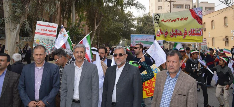 سید علی طباطبایی, [۱۲.۰۲.۱۸ ۰۹:۱۲]
برگزاری جلسه شوای پژوهشی استان  در سالن جلسات مدیریت استان خوزستان در روز سه شنبه مورخه 17/11/96


حضور دکتر حسن جرفی سرپرست مدیریت محترم استان خوزستان به همراه جمعی از دانشگاهیان در راهپیمایی پر شکوه 22 بهمن در اهوا