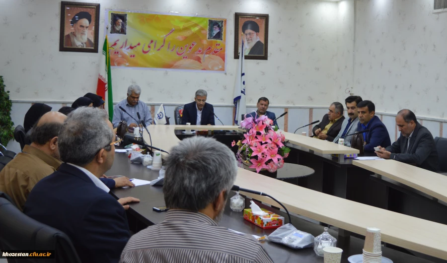 برگزاری جلسه شورای فرهنگی و اجتماعی و تقدیر و تشکر از جانبازان 8 سال دفاع مقدس