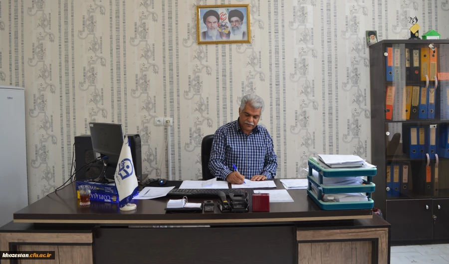 انتخاب کارمند نمونه کشوری سال 1396 دانشگاه فرهنگیان آقای عزت اله مولازاده معاونت توسعه منابع انسانی مدیریت امور پردیس های استان خوزستان