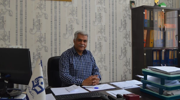 انتخاب کارمند نمونه کشوری سال 1396 دانشگاه فرهنگیان آقای عزت اله مولازاده معاونت توسعه منابع انسانی مدیریت امور پردیس های استان خوزستان