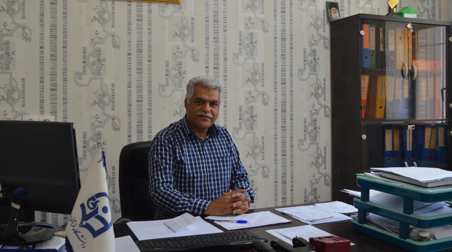 انتخاب کارمند نمونه کشوری سال 1396 دانشگاه فرهنگیان آقای عزت اله مولازاده معاونت توسعه منابع انسانی مدیریت امور پردیس های استان خوزستان