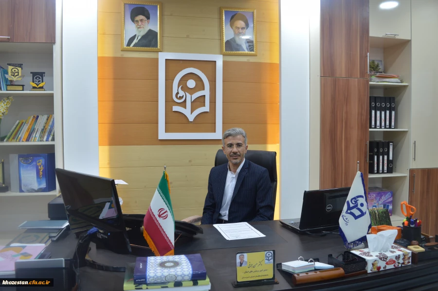 نشست دکتر جرفی سرپرست مدیریت استان ، خانم فرهادی سرپرست پردیس و آقای تقی زاده مدیر کل آموزش و پرورش استان خوزستان با دکتر خنیفر ریاست دانشگاه فرهنگیان در سازمان مرکزی :