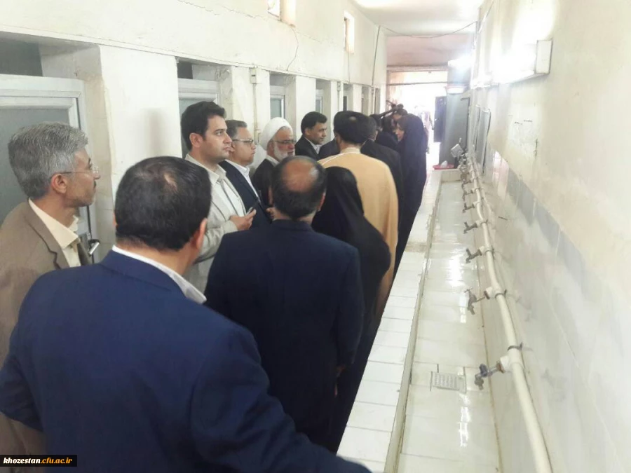 بازدید دکتر خنیفر و هیئت رئیسه همراه از مجموعه خوابگاهی پردیس حضرت فاطمه الزهرا (س)