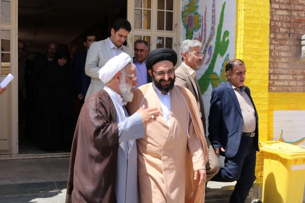 بازدید دکتر خنفیر رئیس دانشگاه فرهنگیان و هیات همراه از پردیس رسول اکرم (ص)