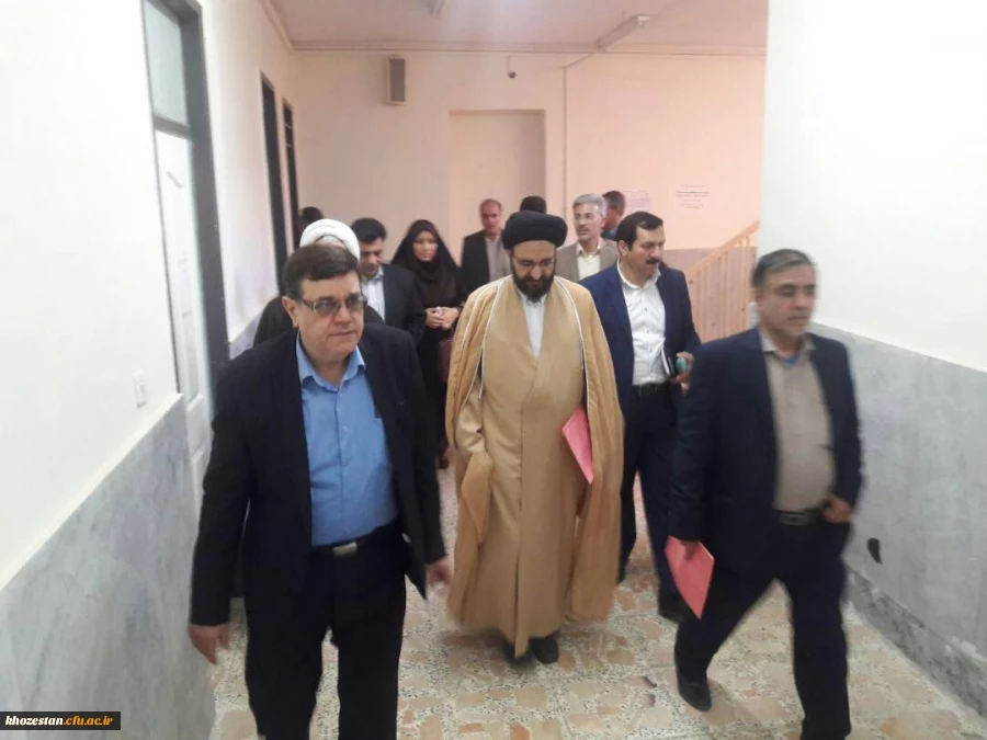 بازدید رییس و هیات رییسه دانشگاه از پردیس حضرت فاطمه الزهرا(س)خورستان
بازدید رییس و هیات رییسه دانشگاه از پردیس حضرت فاطمه الزهرا(س)خورستان