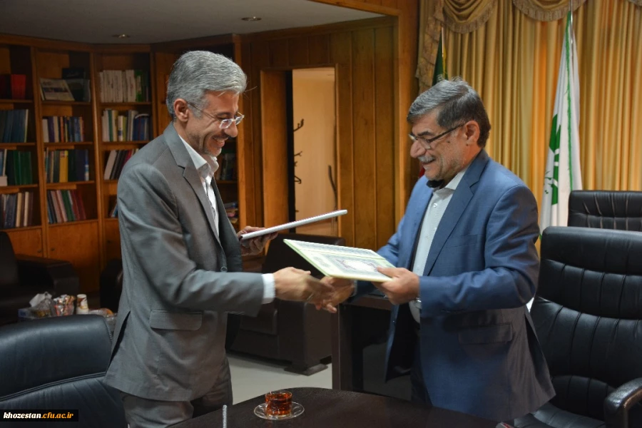 بستن تفاهم نامه همکاری میان دانشگاه فرهنگیان استان خوزستان با دانشگاه شهید چمران اهواز

برای پیشبرد اهداف دانشگاه فرهنگیان و...