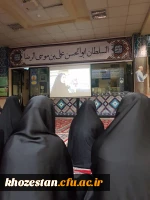 حضور دکتر جرفی در بین دانشجویان شرکت کننده در دوره حیات طیبه در مشهد مقدس