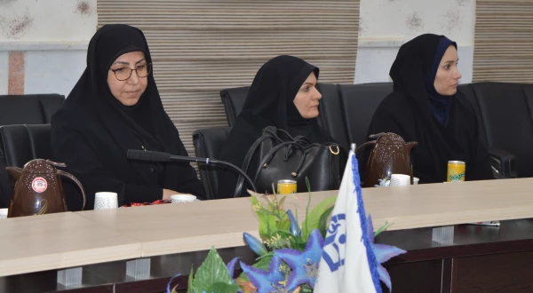 معارفه سرکار خانم دکتر درخشان سرپرست پردیس حضرت فاطمه الزهرا(س) اهواز