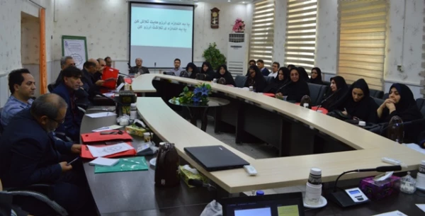 برگزاری دوره بالندگی حرفه ای سرپرستان شبانه روزی منطقه 5 کشوری در مدیریت امور پردیس های استان خوزستان