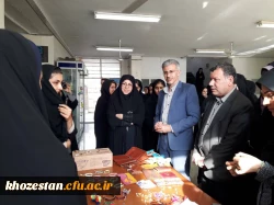 بازدید دکتر جرفی از نمایشگاه آثار هنری دانشجو معلمان پردیس فاطمه الزهرا (س) اهواز