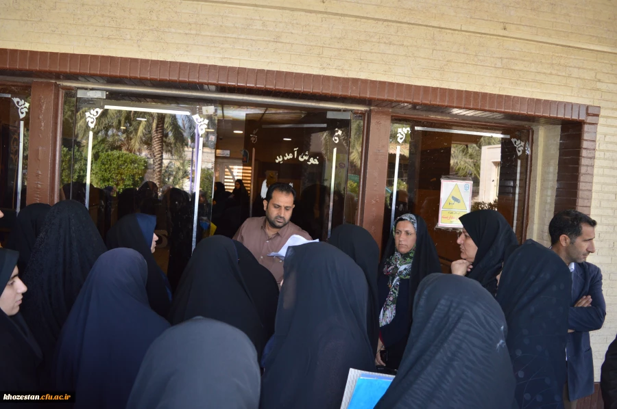 بازدید آقای دکتر جرفی از محل برگزاری مصاحبه داوطلبان چندبرابر ظرفیت دانشگاه فرهنگیان استان خوزستان