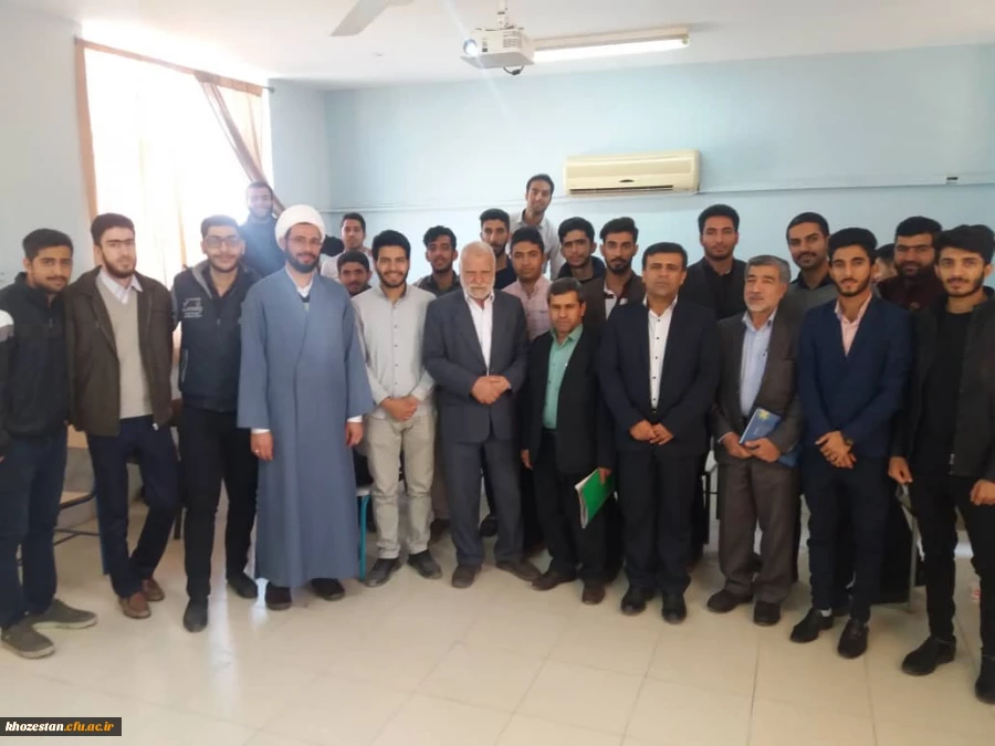 برگزاری دوره آموزشی معارف  نماز درپردیس ها  ومراکز آموزشی عالی دانشگاه فرهنگیان خوزستان