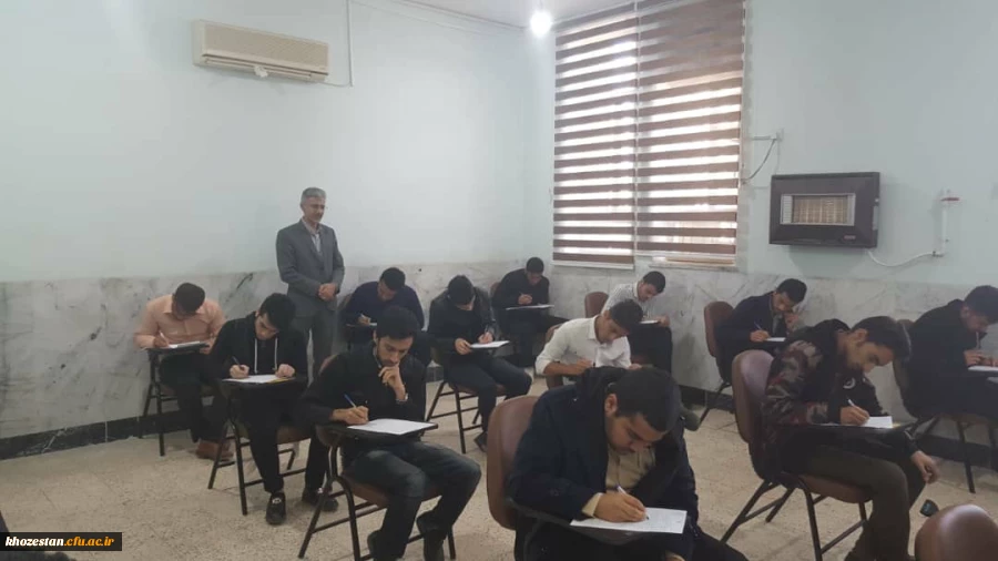 بازدید سرپرست مدیریت امور پردیس های استان،آقای دکتر جرفی وهیأت همراه از روند برگزاری امتحانات پایان ترم مرکز آموزش عالی امام جعفر صادق (ع)