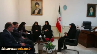 بازدید خانم موسوی مدیر کل امور بانوان استانداری از پردیس فاطمه الزهرا (س) اهواز