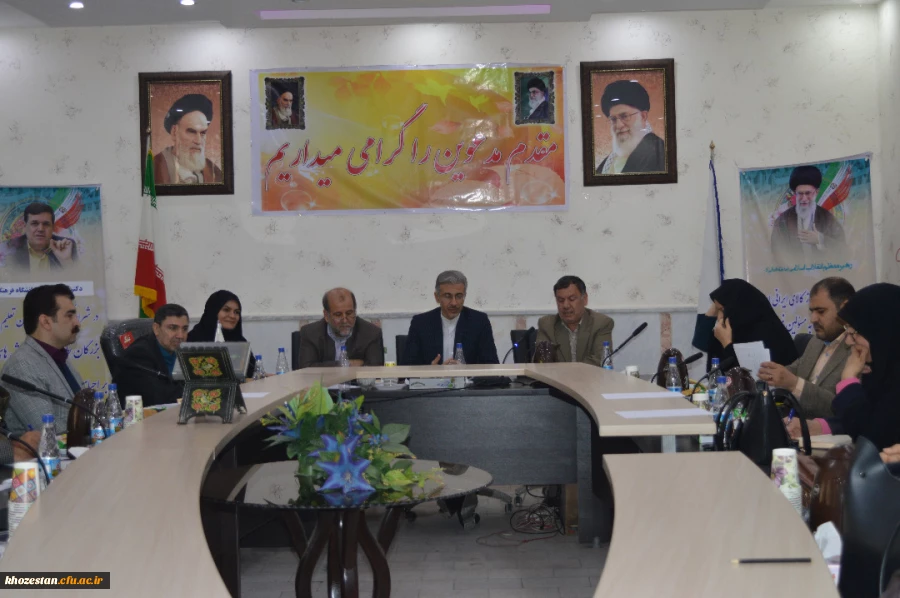 برگزاری جلسه ی شورای آموزشی در مدیریت امور پردیس های استان خوزستان