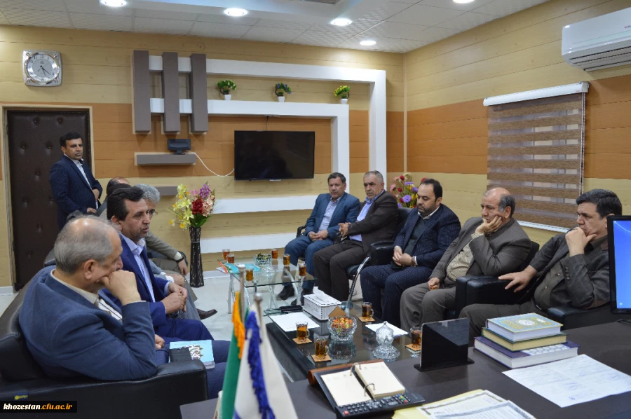 نشست با معاونت سیاسی  -امنیتی استانداری جناب آقای حسین زاده ؛ نماینده مجلس  جناب آقای الباجی و معاونت مدیر کل آموزش وپرورش  آقای چلداوی در خصوص تامین زمین برای دانشگاه جامع فرهنگیان