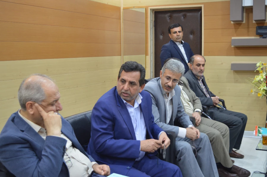 نشست با معاونت سیاسی  -امنیتی استانداری جناب آقای حسین زاده ؛ نماینده مجلس  جناب آقای الباجی و معاونت مدیر کل آموزش وپرورش  آقای چلداوی در خصوص تامین زمین برای دانشگاه جامع فرهنگیان