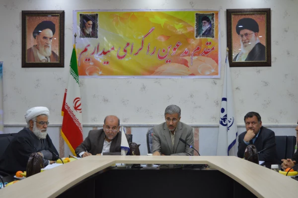 برگزاری جلسه شورای مدیریت استانی در سالن کنفرانس مدیریت امور پردیس های استان خوزستان