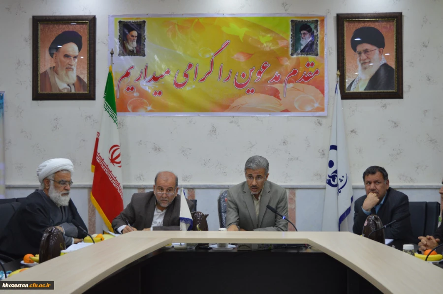 برگزاری جلسه شورای مدیریت استانی در سالن کنفرانس مدیریت امور پردیس های استان خوزستان