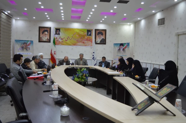 برگزاری جلسه شورای مدیریت استانی در سالن کنفرانس مدیریت امور پردیس های استان خوزستان