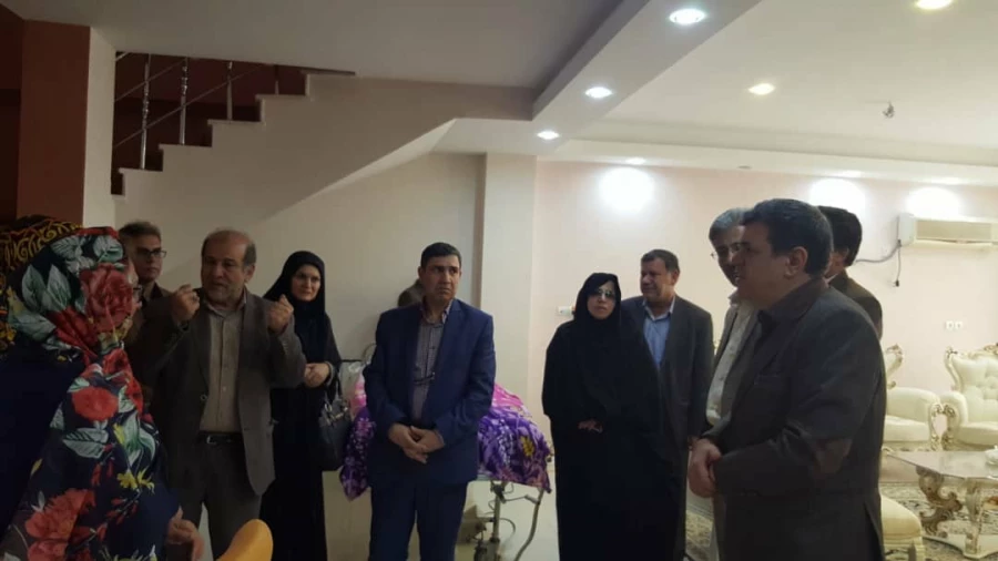 دیدار دکتر خنیفر رئیس دانشگاه فرهنگیان با خانواده قائمی معاون اسبق مرکز آموزش عالی شیخ مرتضی انصاری (دزفول)