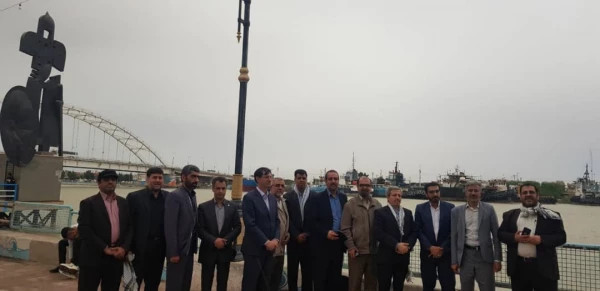 بازدید از اردوهای راهیان نور دانشجو معلمان در مناطق عملیات دفاع مقدس (آبادان ، خرمشهر )