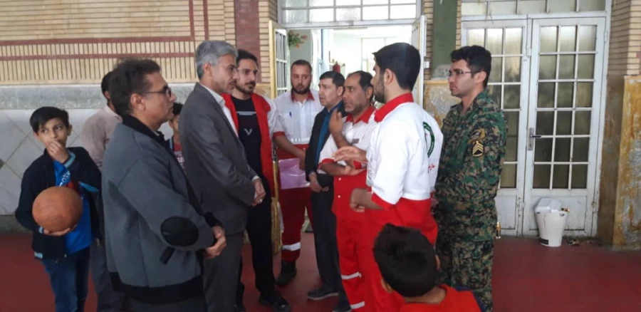 بازدید دکتر جرفی سرپرست مدیریت امور پردیس های استان خوزستان و آقای قربانپور معاونت توسعه منابع و امور دانشجویی از وضعیت امداد رسانی به عشایر روستا های شهرستان دزفول