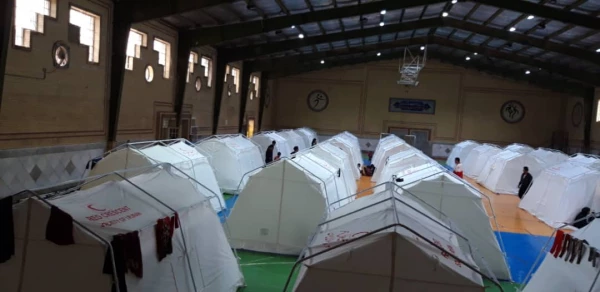 بازدید دکتر جرفی سرپرست مدیریت امور پردیس های استان خوزستان و آقای قربانپور معاونت توسعه منابع و امور دانشجویی از وضعیت امداد رسانی به عشایر روستا های شهرستان دزفول