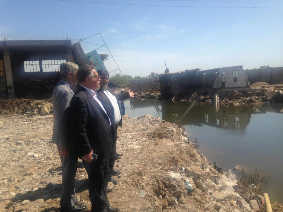 بازدید آقای دکتر کچوییان (معاون نظارت ، ارزیابی و تضمین کیفیت  دانشگاه فرهنگیان ) از سیل زدگان استان خوزستان