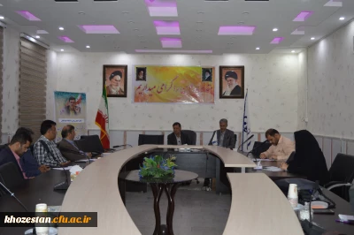 برگزاری جلسه چاره اندیشی جهت به حداقل رساندن ورفع تأخیر در حضور وغیاب سیستمی دانشجویان ، اساتید و ثبت نمرات