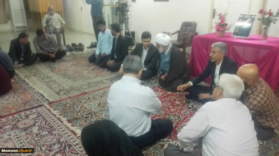 دیدار دکتر جرفی سرپرست مدیریت امور پردیس های استان خوزستان و هیأت همراه با خانواده شهید مدافع حرم (سید داود نریمیسا ) در سالروز تولد شهید