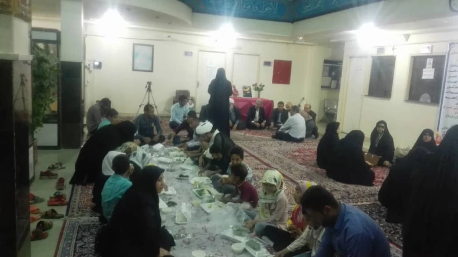 دیدار دکتر جرفی سرپرست مدیریت امور پردیس های استان خوزستان و هیأت همراه با خانواده شهید مدافع حرم (سید داود نریمیسا ) در سالروز تولد شهید