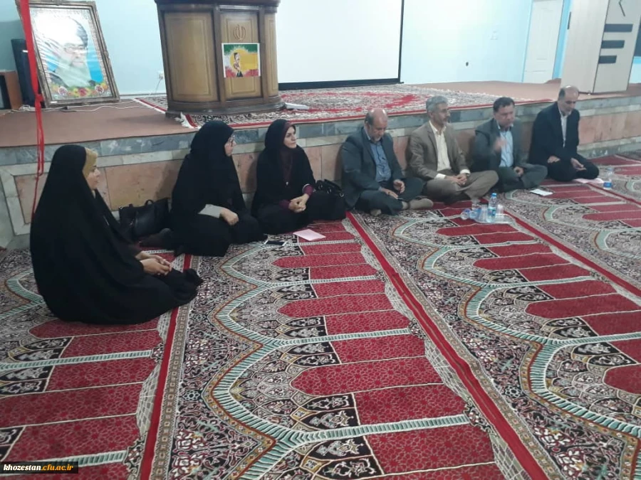 نشست دکتر جرفی ، سرپرست مدیریت امور پردیس های استان خوزستان با دانشجو معلمان در ماه مبارک رمضان