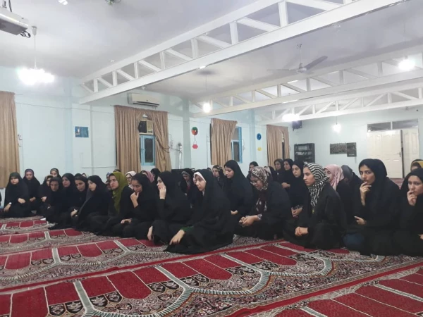 نشست دکتر جرفی ، سرپرست مدیریت امور پردیس های استان خوزستان با دانشجو معلمان در ماه مبارک رمضان