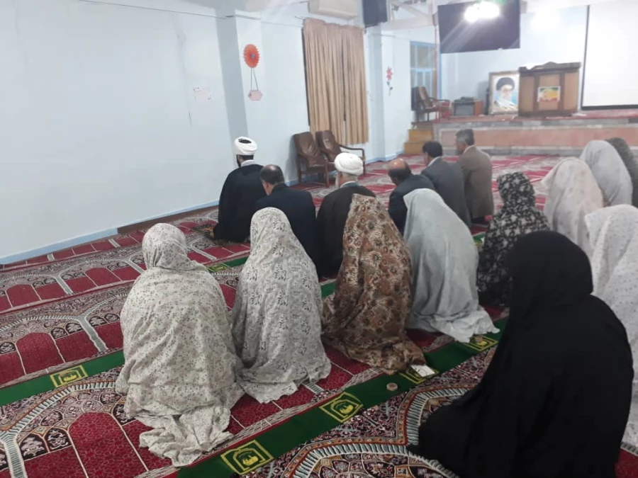 نشست دکتر جرفی ، سرپرست مدیریت امور پردیس های استان خوزستان با دانشجو معلمان در ماه مبارک رمضان