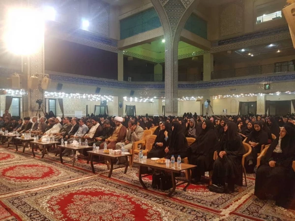 برگزاری محفل انس با قرآن در حسینیه ثار الله دزفول از طرف مرکز خدیجه کبری (س) دزفول و حضور مدیریت استانی در مراسم