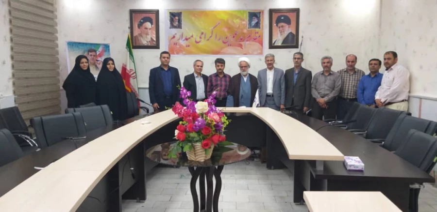 مراسم تکریم ، تودیع و معارفه آقایان راخدایی و کلانتر رشیدی کارشناس مسئولان طرح برنامه و بودجه و امور مالی قبلی و جدید دانشگاه فرهنگیان استان خوزستان