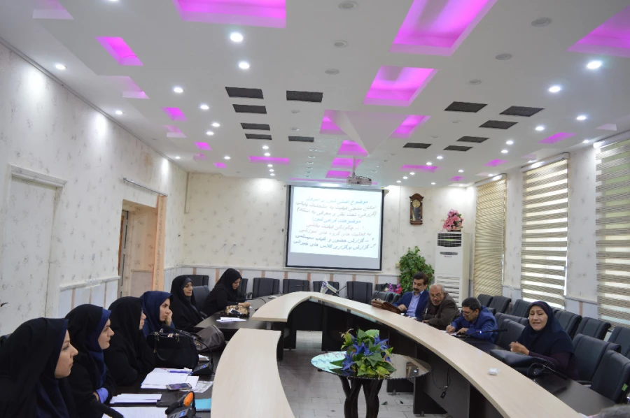 برگزاری جلسه شورای آموزشی در مدیریت امور پردیس های استان خوزستان