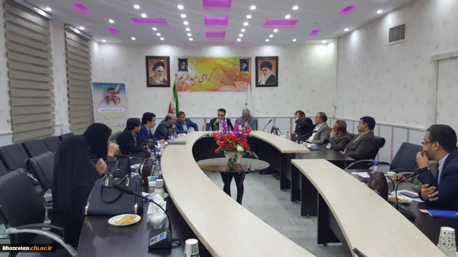 نشست سرپرست مدیریت امور پردیس های استان با معاون اداره کل آموزش و پرورش