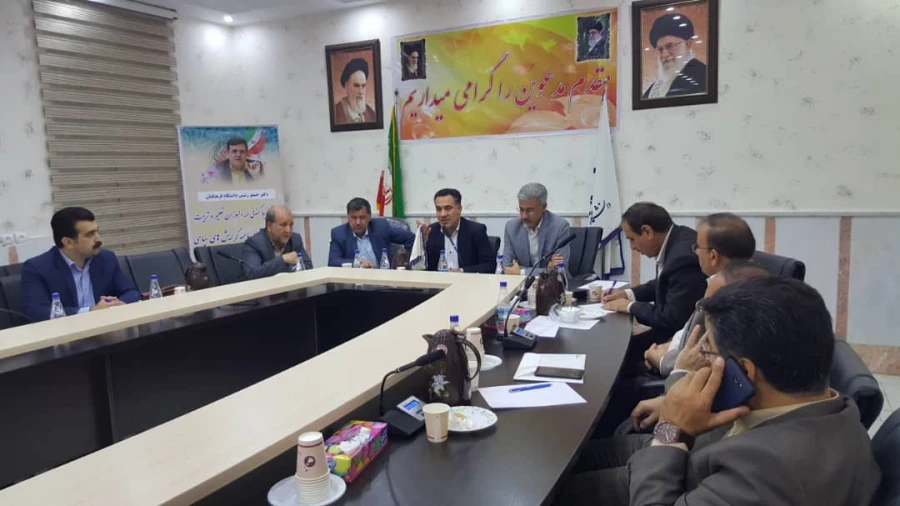 نشست سرپرست مدیریت امور پردیس های استان با معاون اداره کل آموزش و پرورش