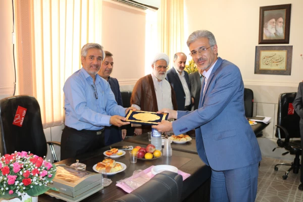 تودیع و معارفه سرپرستان سابق و جدید پردیس حضرت رسول اکرم (ص) اهواز 