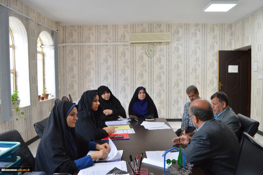 برگزاری جلسه شورای بررسی موارد خاص استان در مدیریت امور پردیس های استان خوزستان